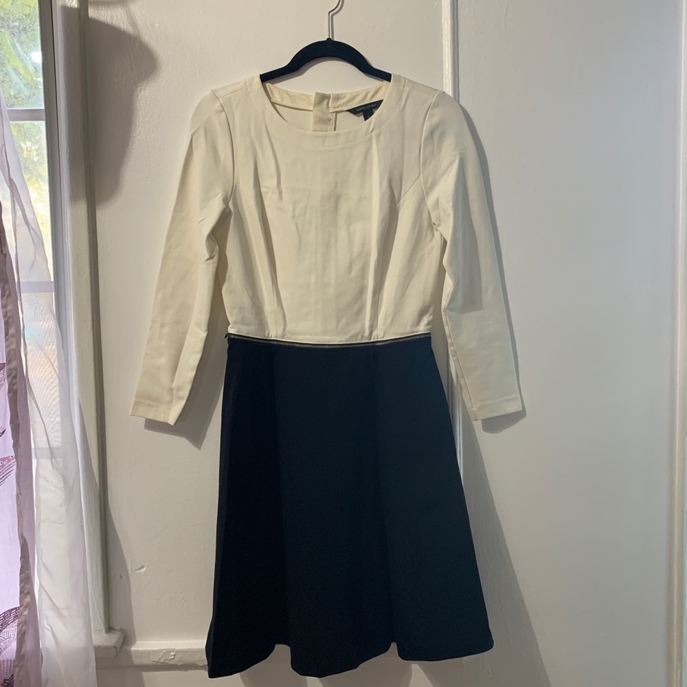 Banana Republic dress with zip detail, size 6